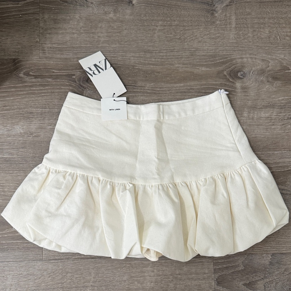White Ruffled Mini Skirt - Picture 2 of 5